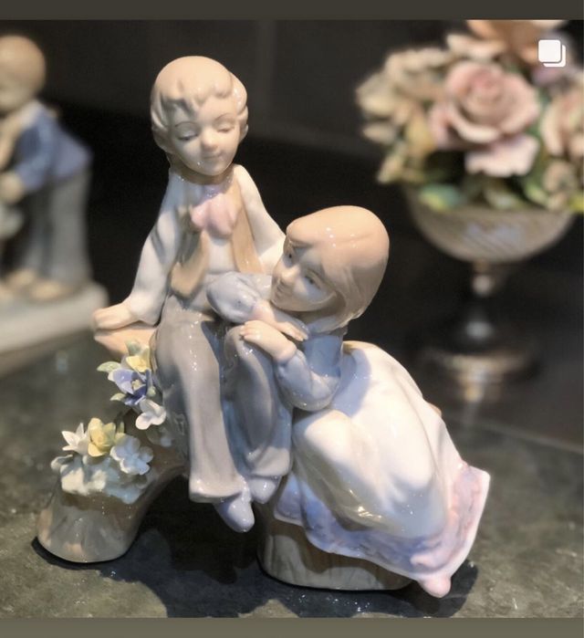 Порцеланова фигурка «Деца на дънер «