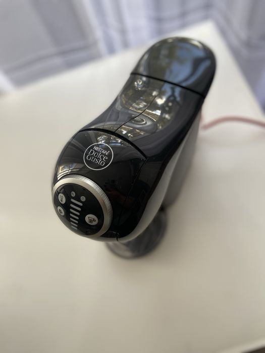 Поодам кофе машину капсульную