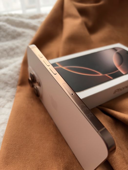 IPhone 16 Pro, 256 GB, Desert Titanium