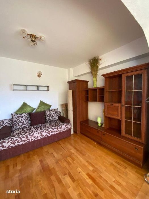 Apartament 3 camere decomandat, 87 mp, balcon, zona Piata Cipariu, Cen