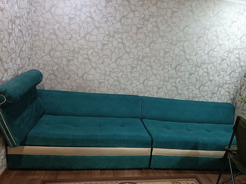 Продам Диван 4м книжка