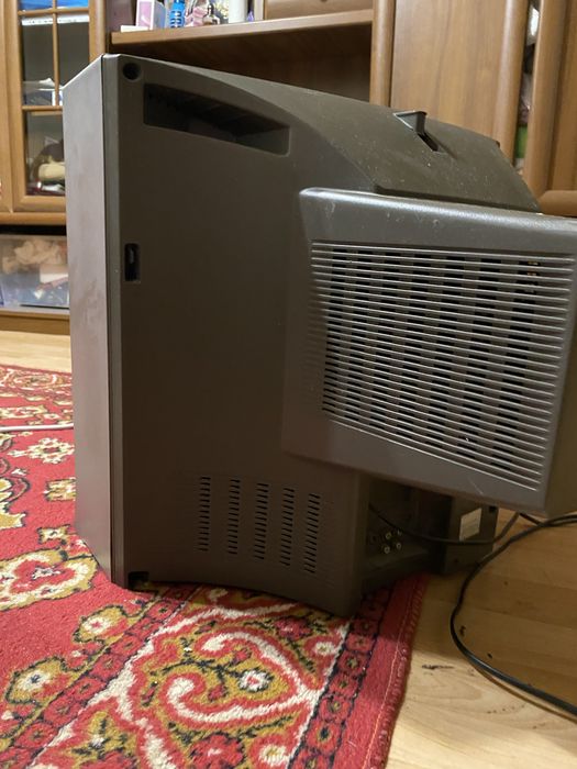 Продаю телевизор б/у Panasonic Две штуки