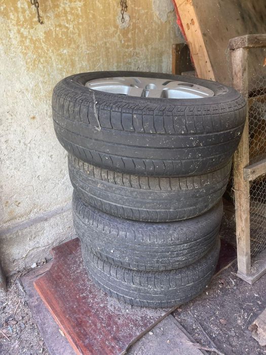 Vând jante golf 4/bora 5x100 r15