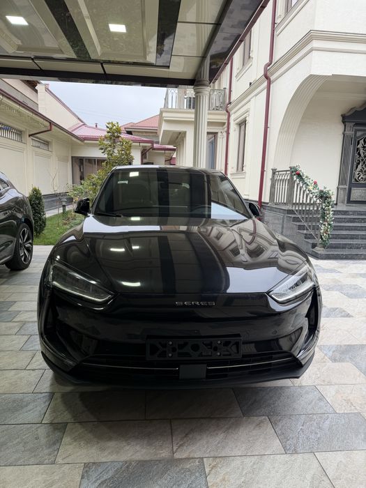 Своя новая AITO SERES M5 электро 550 запас ход 2025 йил