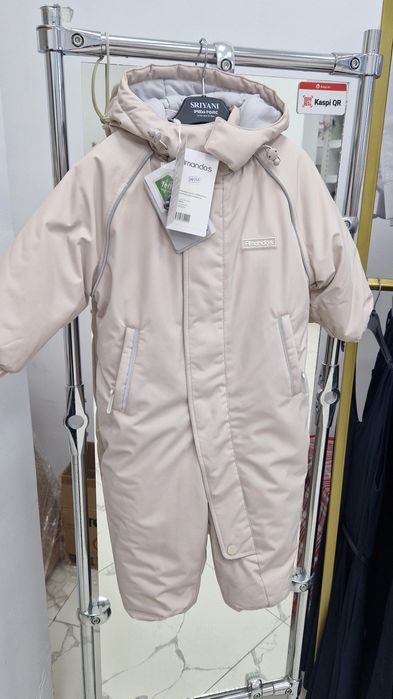 Зимние комбинезоны Amandos