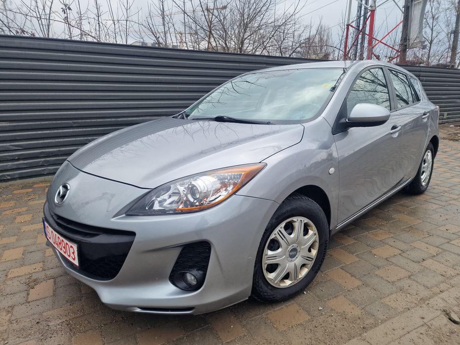 Mazda 3 Facelift 2013 / Superba // 95000Km /1.6 Benzina /  Garantie