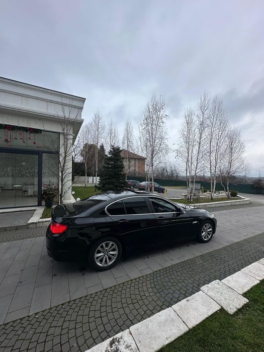 BMW 530d xDrive 258 CP | Scaune Seria 7 | 2012 luna a 4 a, 215k km

Vâ