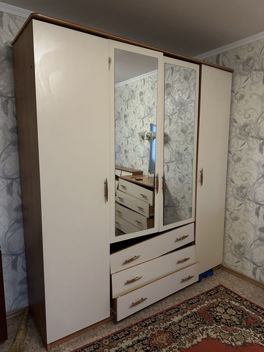 Отдам мебель за символ стоимость