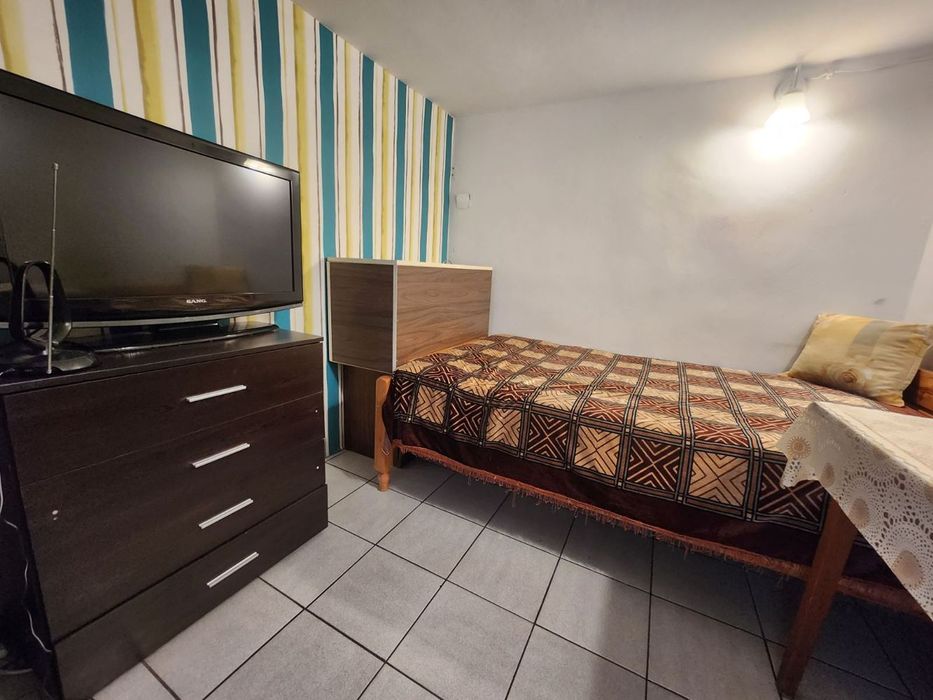 Дава се под наем Едностаен апартамент в София, Надежда 3 - 40 кв.м за 244.8 € - Снимка #2