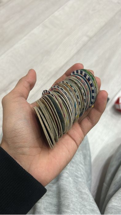 очень много фишек