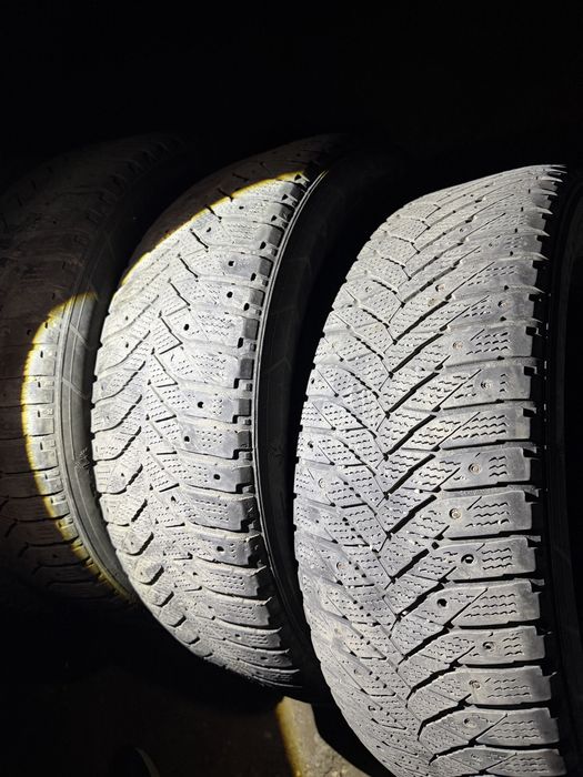 Шины 215/60 R17                                     .
