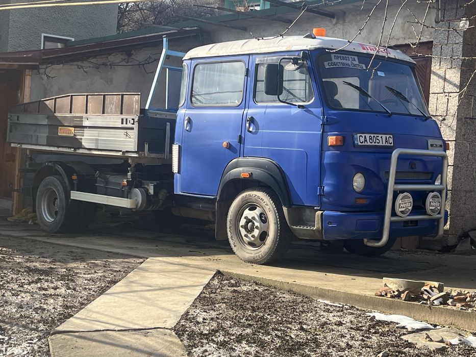 Продавам камион Авия