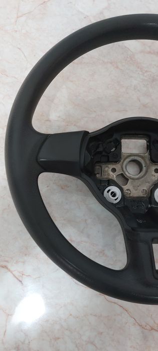 Vând volan Golf 6 fără comenzi în 3 spițe