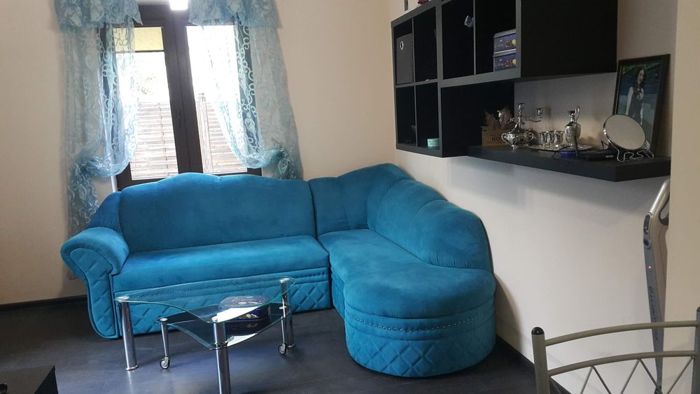 Претапициране на всякакви мебели , табли за спални, дамаски,.