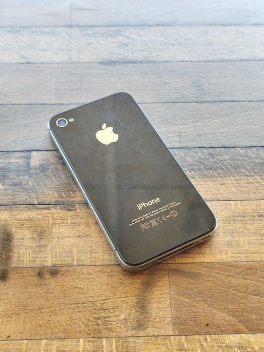 Iphone 4s отключено без зарядно