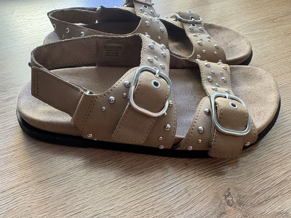 Сандали Zara номер 34