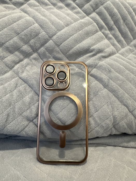 Чехол на айфон 16 про