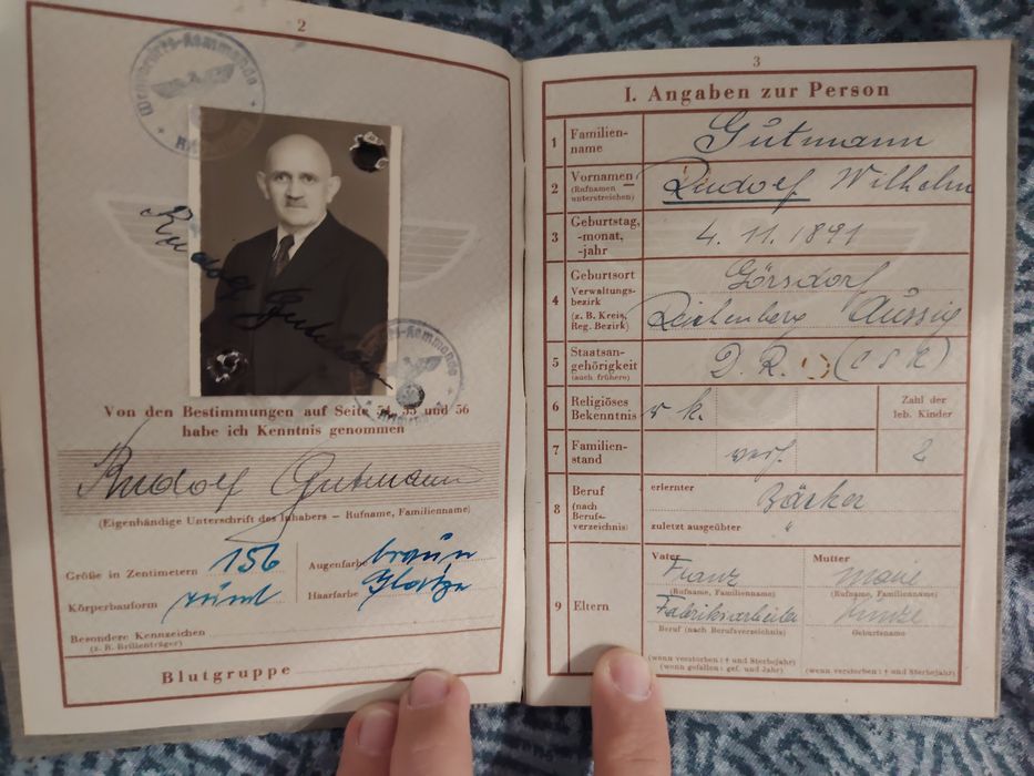 Lot 2 documente WW2 germane: Wehrpaß și Handwerkskarte 1939-1943
