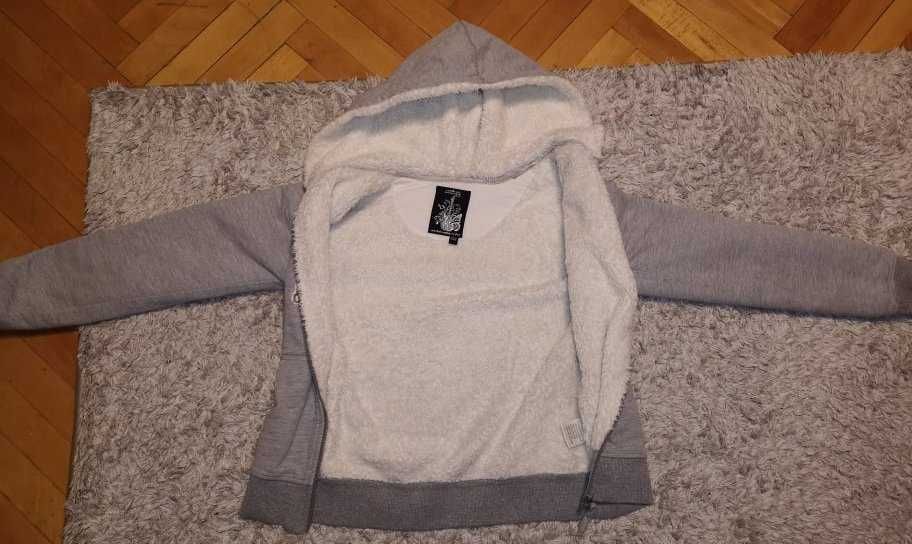 Geacă Sout Royal(USA)cu glugă căptușit cu blană măr.152