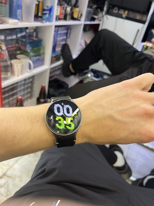 Продаются часы samsung watch 7