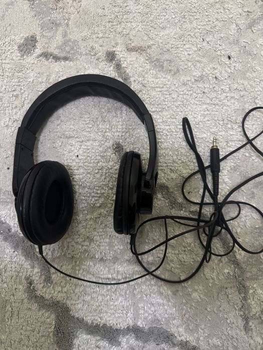 Shure SRH240A наушники