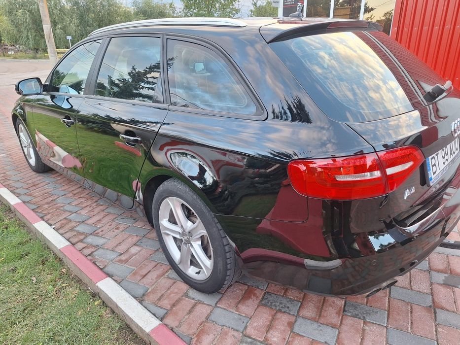 Vând audi a4b8 din 2012
