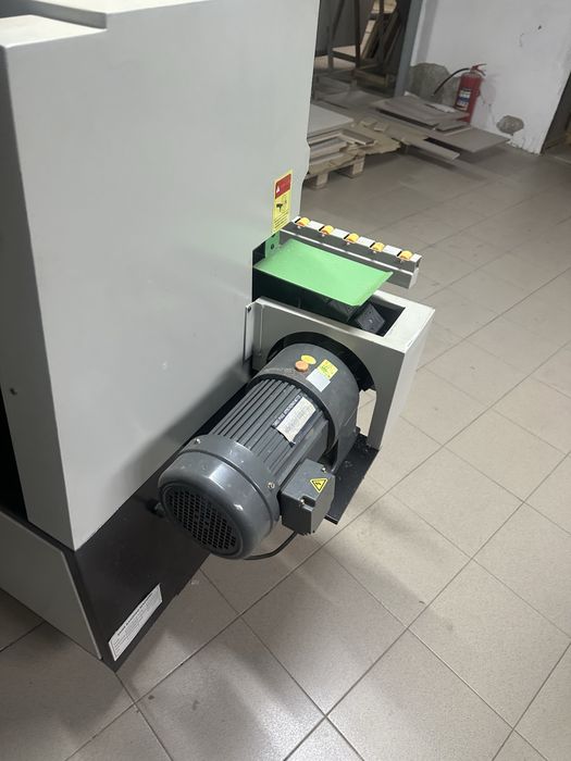 Продаю кромкооблицовочный станок M2-505S