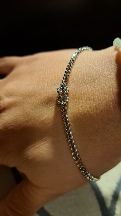 Сребърна гривна, накити