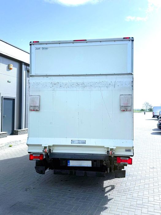 Vand Iveco 3.0, Lift hidraulic