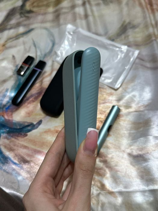 IQOS ILUMA i turcoaz