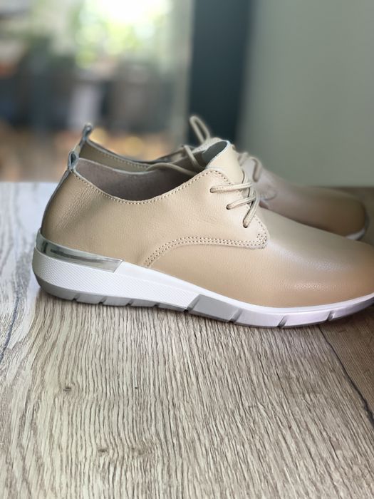 Pantofi sport piele naturala noi, super cozy si moderni