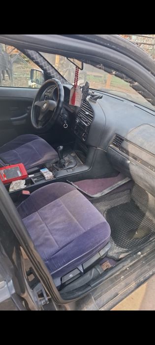 БМВ 3 серии. 1.8. 1991