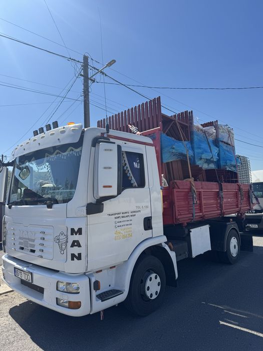 Închiriez schelă metalică, popi reglabili și panouri cofraj