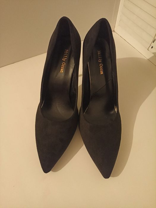 Туфли на шпильке