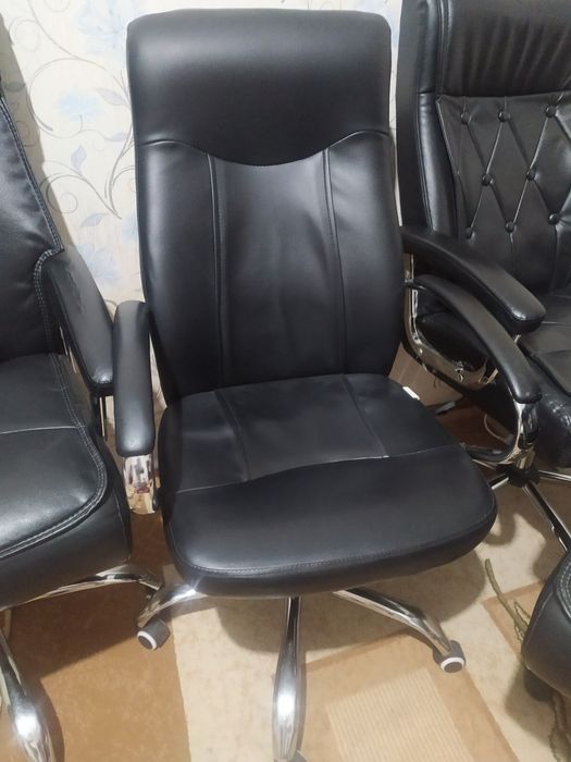 Ofis kreslolari sotiladi