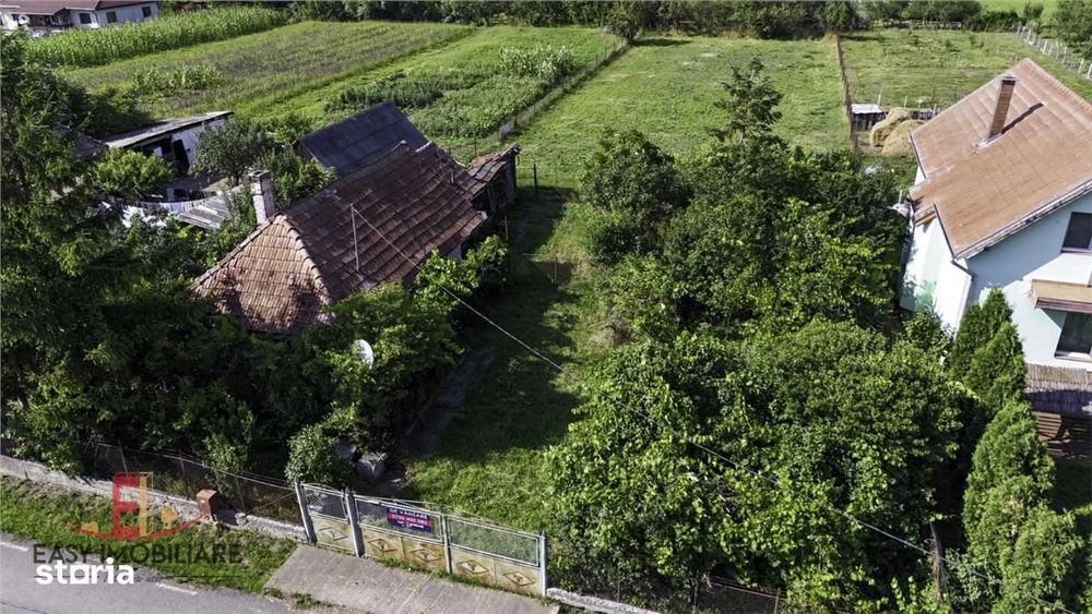 Casa din lemn si teren generos, Ernei, toate utilitatile