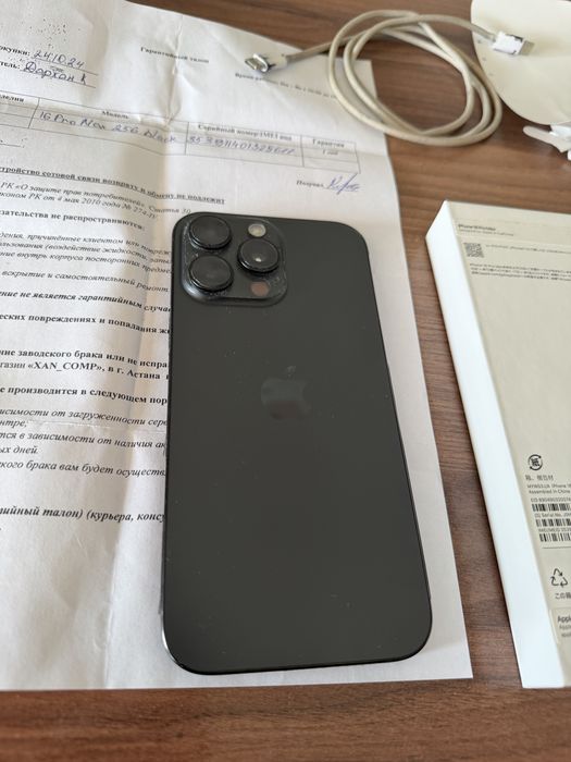 iPhone 16 Pro Max 256GB (Japan), серый