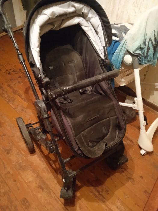 Каляска чёрного цвета рабочая