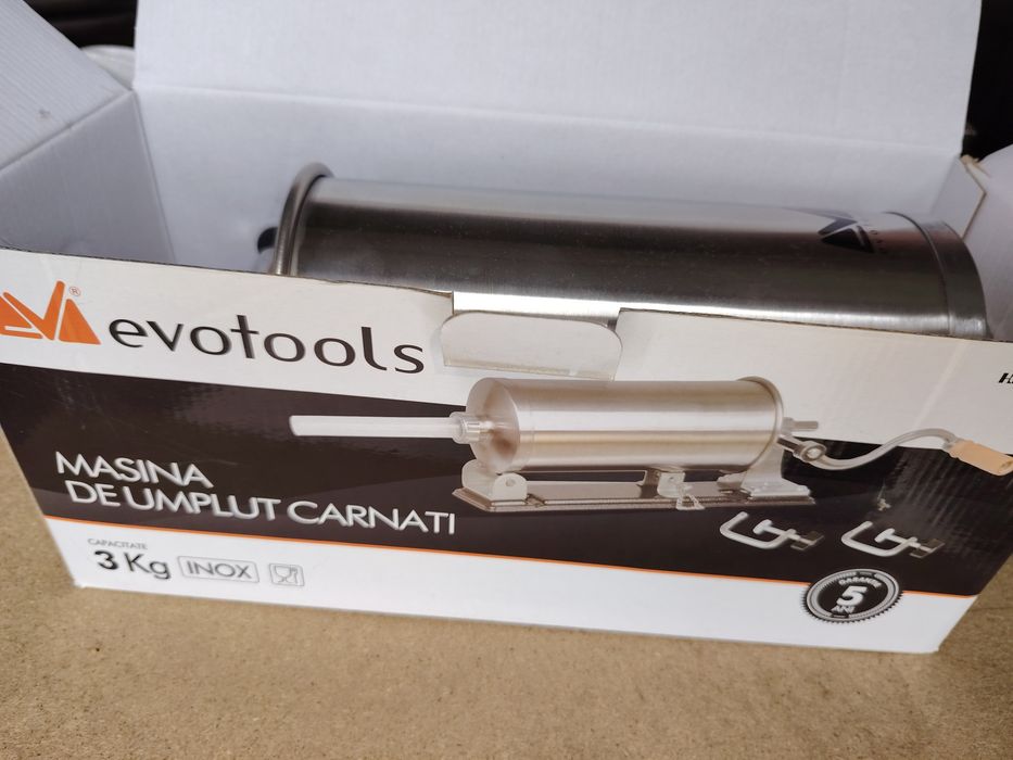 Mașină făcut carnati