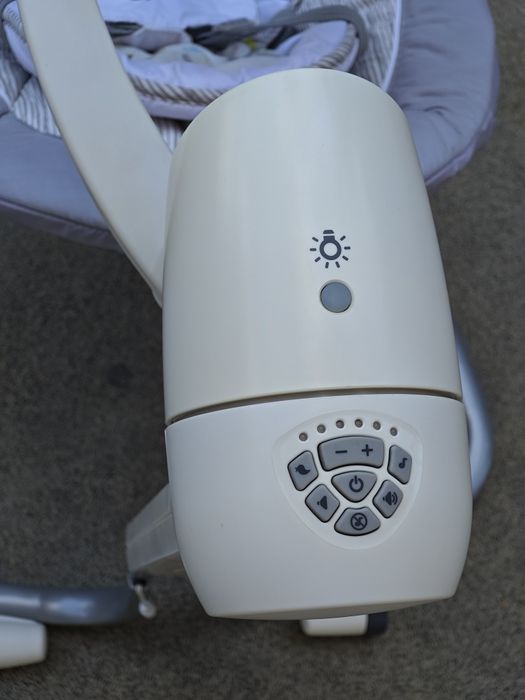 Бебешка електрическа люлка  Jole