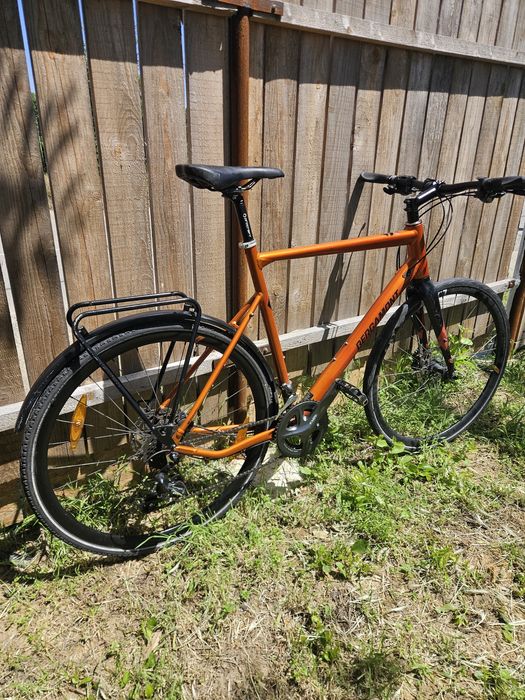 Vând bicicleta în stare foarte bună