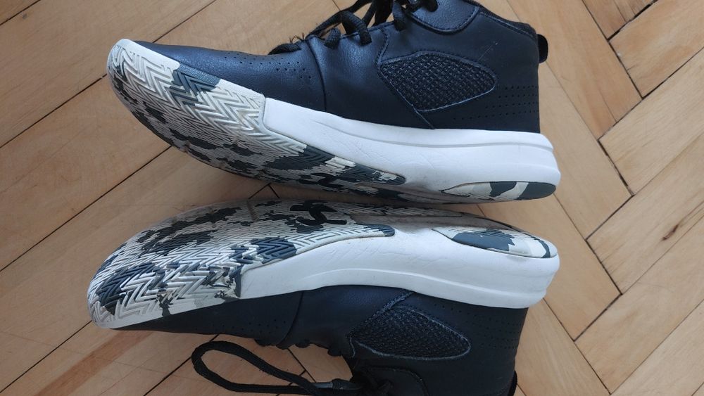 Маратонки Under Armour 39н