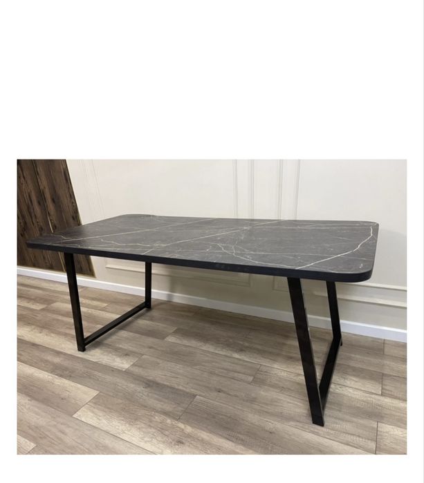 кухонный стол