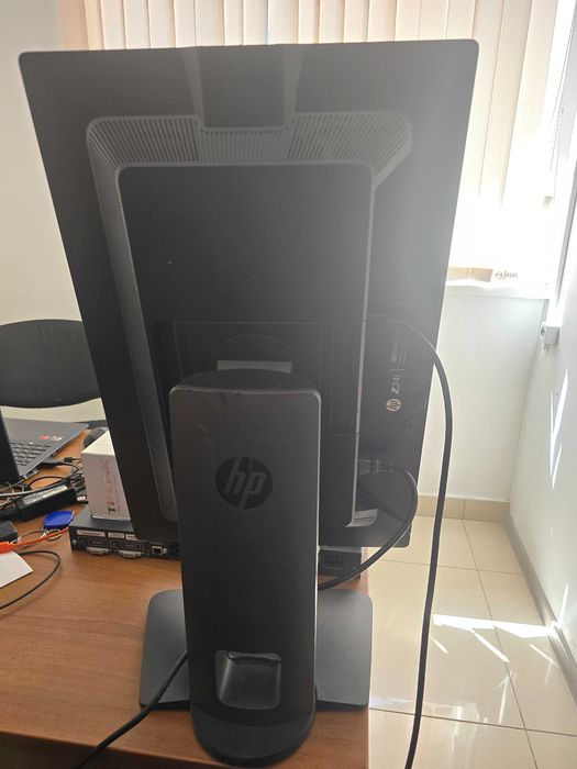 Мониторы HP Zdiscplay Модель Z24i
