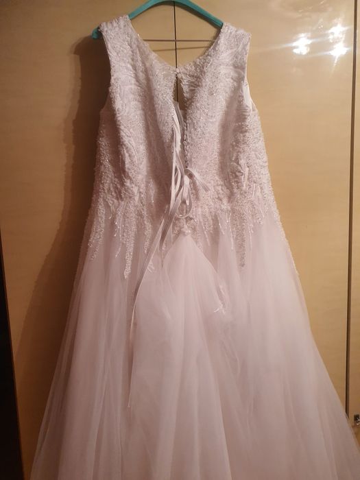 Rochie de mireasa marime 50-52