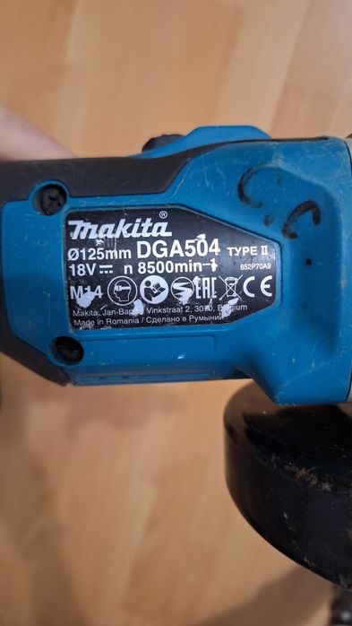 Vând polidisc/flex Makita DGA504