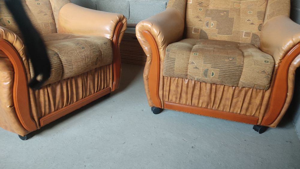 Doua fotolii cu roți