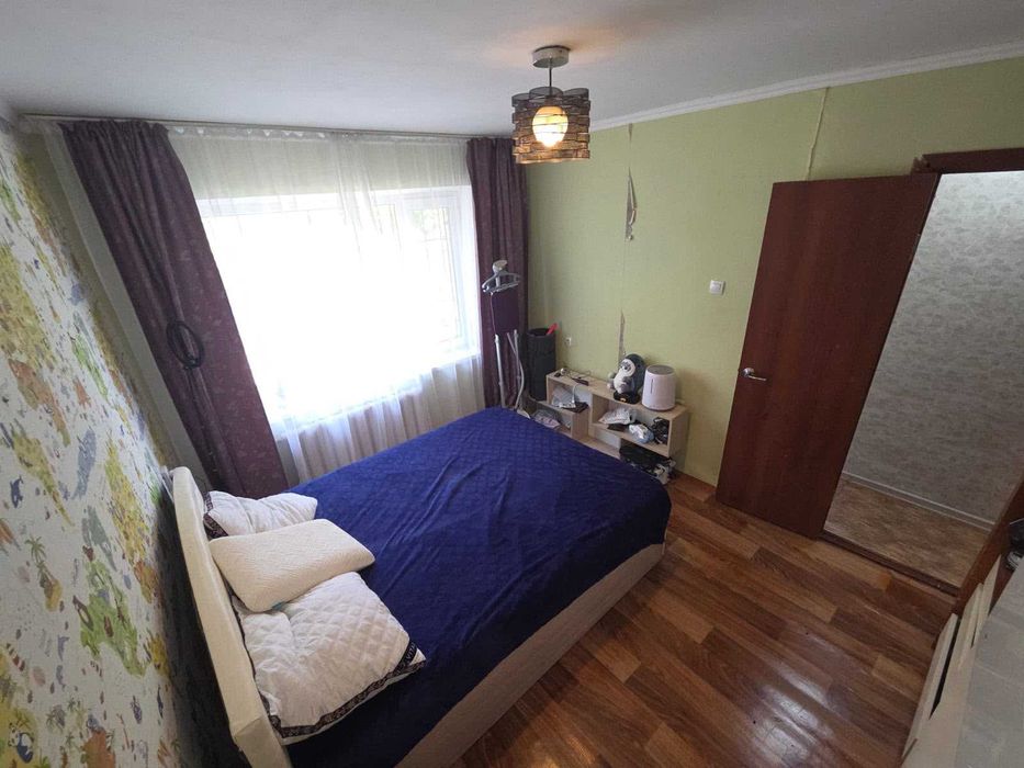 продам 2 комн квартиру Энергетиков 97А