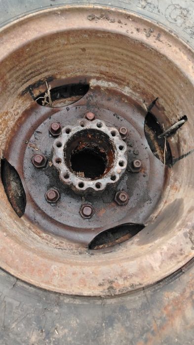 Продам ступица зил