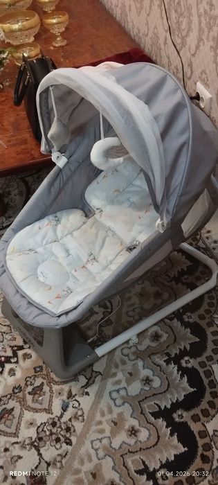 Шезлонг люлька новая